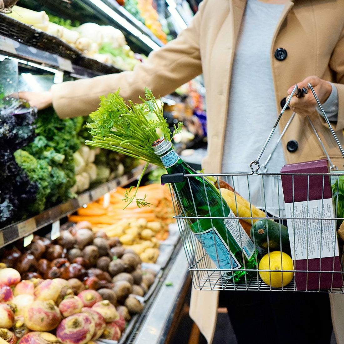 Woman shopping with mindfulness